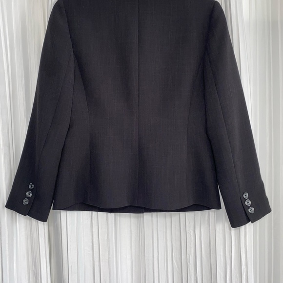 Albert Nipon Women's Black Blazer - Picture 2 of 4
